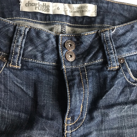 Charlotte Russe low rise skinny boot jeans. Size 6 - Picture 4 of 4